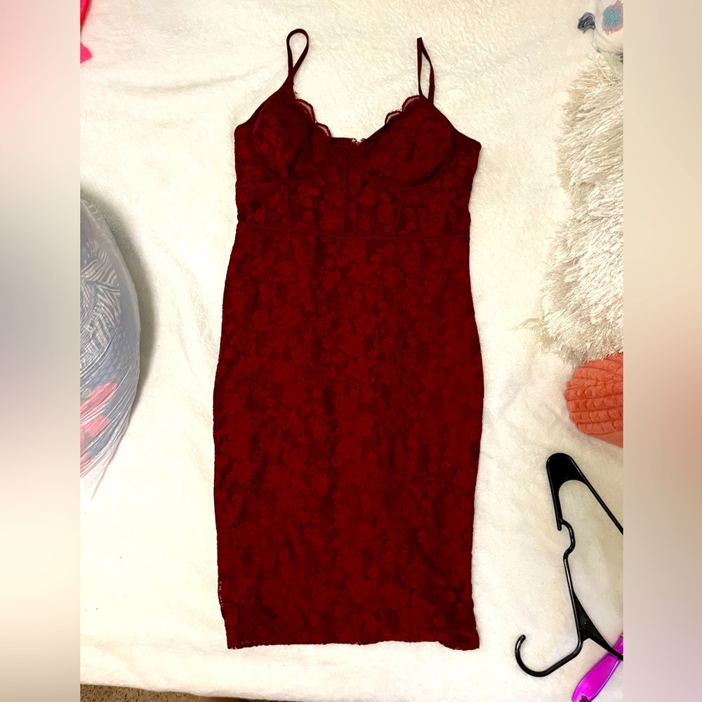 ⭐️ j for justify red lace body con dress sexy slim fitting midi length